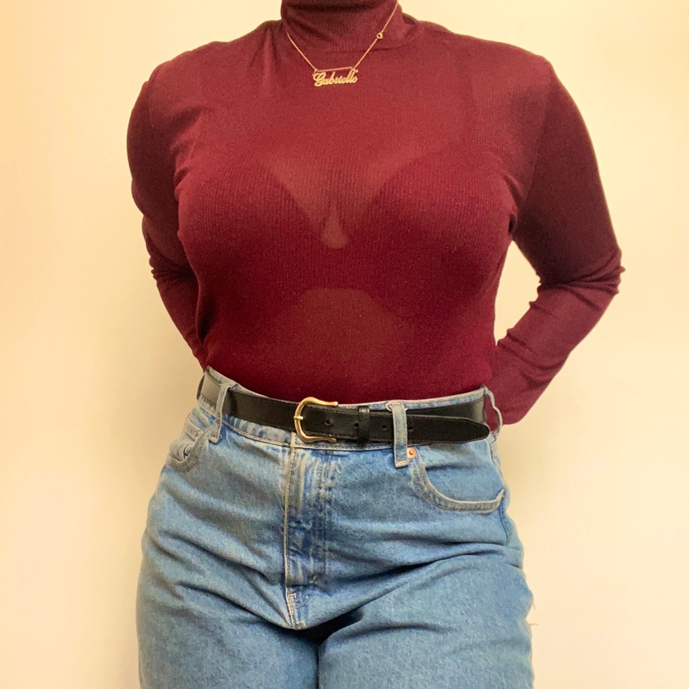 Mesh Shimmer Burgundy Turtleneck